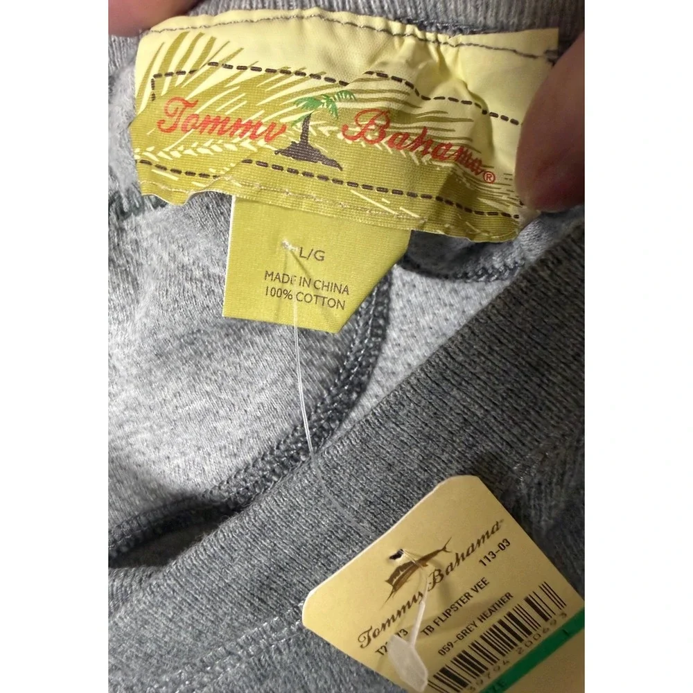 Tommy Bahama Mens Flipster Vee Sweater Grey Heather Size Large NEW